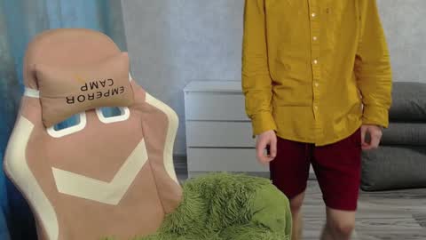 Snapshot of timmy7topcut chatting on 12/27/24, 06:14 Timmy online show from 12/27/24, 06:14