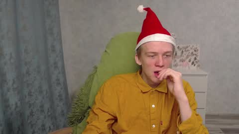 Snapshot of timmy7topcut chatting on 01/01/25, 12:22 Timmy online show from 01/01/25, 12:22