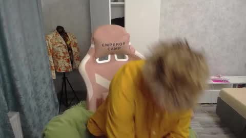 Snapshot of timmy7topcut chatting on 02/14/25, 08:37 Timmy online show from 02/14/25, 08:37