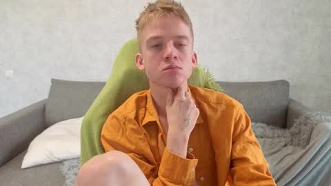 Snapshot of timmy7topcut chatting on 11/17/25, 06:41 Timmy online show from 11/17/25, 06:41