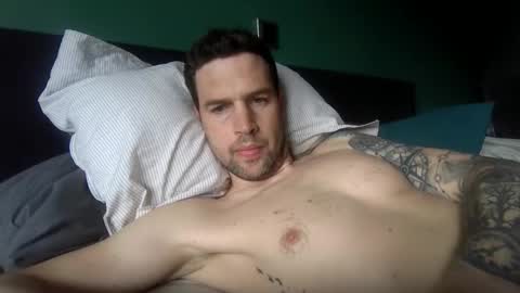 timvanluyten2109 online show from 04/01/26, 09:32