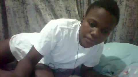 christine online show from 11/17/25, 03:23