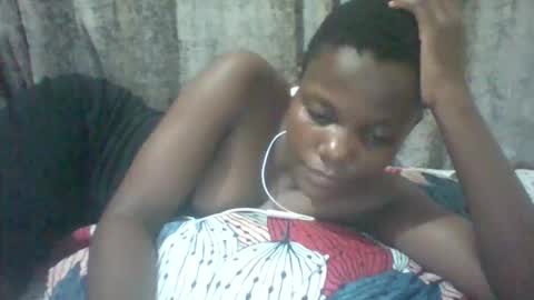 christine online show from 04/18/26, 07:07