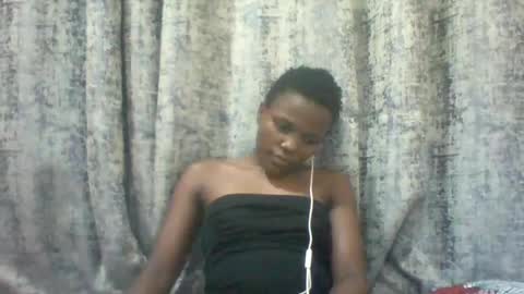 Snapshot of tina2030_1 chatting on 06/14/26, 05:37 tee online show from 06/14/26, 05:37
