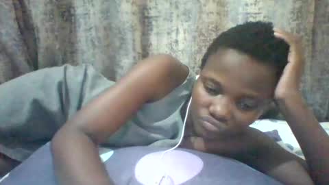 Snapshot of tina2030_1 chatting on 07/11/26, 12:19 tee online show from 07/11/26, 12:19