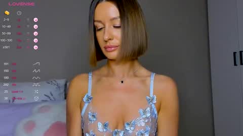 Snapshot of tina__bestie chatting on 02/28/26, 08:37 Tina online show from 02/28/26, 08:37