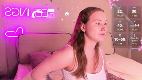 Snapshot of tina_hicks chatting on 02/23/26, 09:28 Stella online show from 02/23/26, 09:28