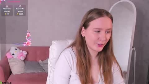 Stella online show from 03/22/26, 12:58