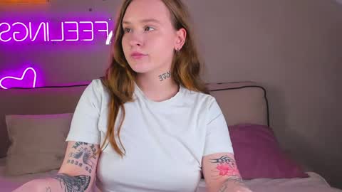 Stella online show from 04/17/26, 10:18