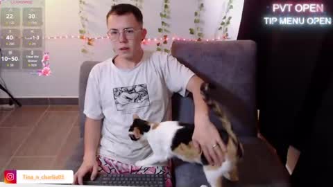 Snapshot of tina_n_charlie chatting on 07/30/26, 03:00 Tina N Charlie online show from 07/30/26, 03:00