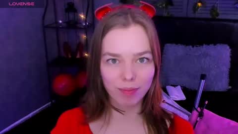 Tina Tayllor MY SHEDULEMondayTuesdaySaturdaySunday online show from 03/09/25, 07:15