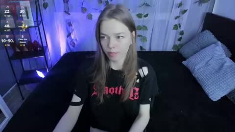 Tina Tayllor MY SHEDULEMondayTuesdaySaturdaySunday online show from 10/19/25, 04:13