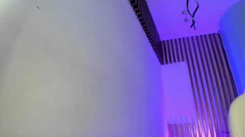 Tina  online show from 10/16/25, 05:08