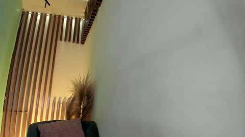 Tina  online show from 11/07/25, 04:45