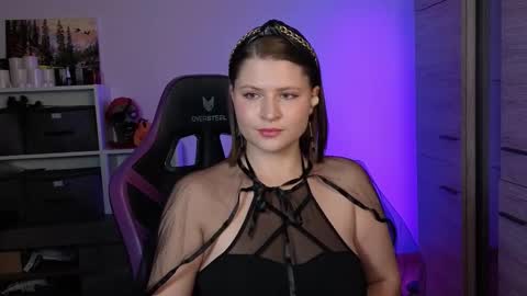 Snapshot of tinaangelll chatting on 10/26/25, 06:14 Tina Angel online show from 10/26/25, 06:14