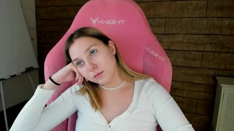 TinaBurton online show from 06/08/26, 01:28