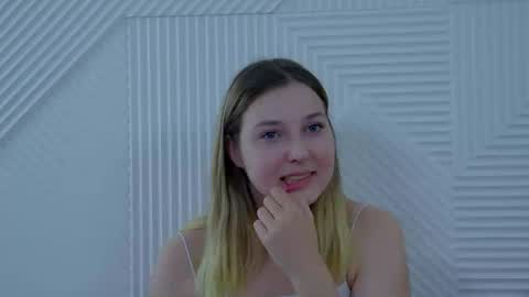 TinaBurton online show from 08/03/26, 04:11