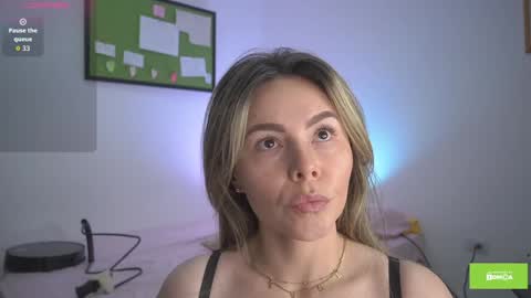 Snapshot of tinacb chatting on 01/13/26, 12:10 tinacb online show from 01/13/26, 12:10