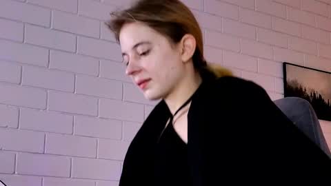 Tina Davil online show from 02/03/26, 09:14