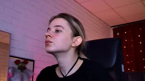 Tina Davil online show from 02/08/26, 01:03