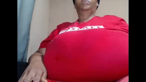 tinagiant online show from 11/17/25, 01:06