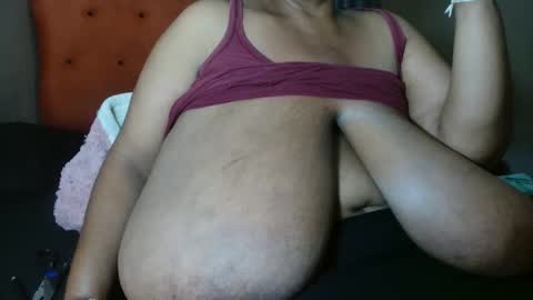 tinagiant online show from 04/05/26, 04:53