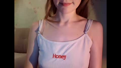 Lisa online show from 12/02/24, 07:14