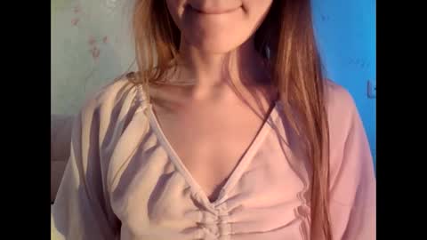 Lisa online show from 12/24/24, 07:49