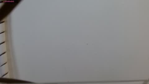 tinisweet online show from 09/18/25, 12:18