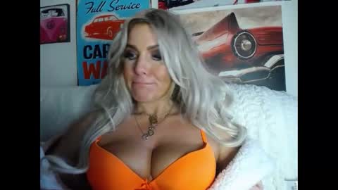 tinkerbell822 online show from 01/10/25, 04:41