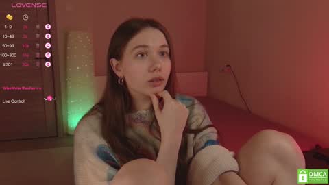 Snapshot of tinkerdinky chatting on 12/29/24, 07:32 Polly online show from 12/29/24, 07:32