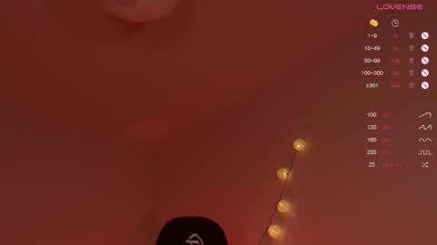 Snapshot of tinkerdinky chatting on 03/04/25, 02:10 Polly online show from 03/04/25, 02:10