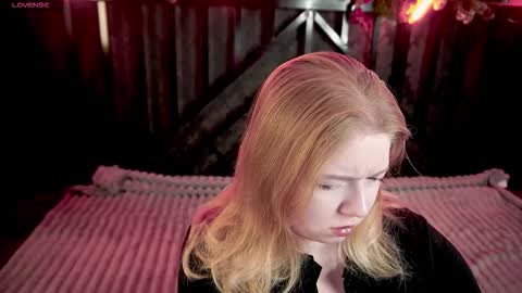 TinkerrBelll online show from 01/12/26, 08:14