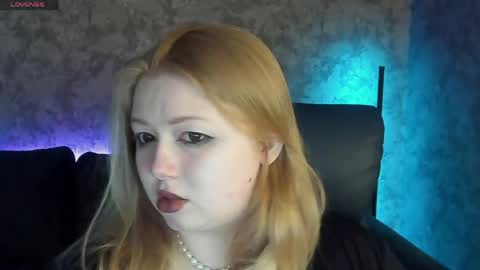 TinkerrBelll online show from 03/31/26, 12:49