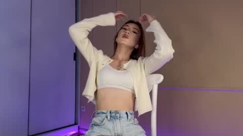 Snapshot of tinki_winkii chatting on 09/24/25, 06:50 Tina online show from 09/24/25, 06:50