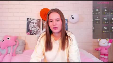 Snapshot of tinky_kinky chatting on 11/22/25, 07:51 Margo online show from 11/22/25, 07:51