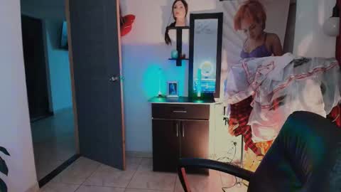 I AM BELLA  ----------- follow my  IG  TINNS 69 online show from 02/28/26, 12:44