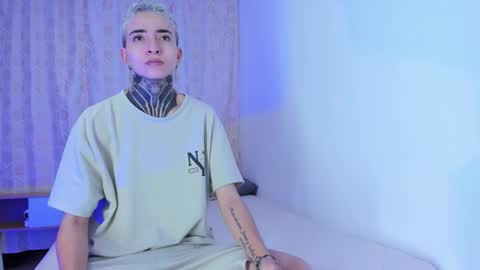 Snapshot of tinny_and_candy chatting on 12/01/25, 11:59 TINNY AND CANDY online show from 12/01/25, 11:59