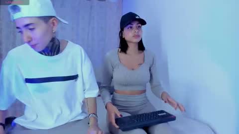 Snapshot of tinny_and_candy chatting on 12/20/25, 01:56 TINNY AND CANDY online show from 12/20/25, 01:56