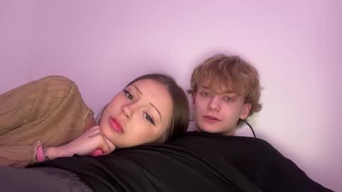 Snapshot of tinnydoll chatting on 02/15/26, 04:03 TinnyDoll online show from 02/15/26, 04:03