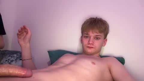 Snapshot of tinnydoll chatting on 03/17/26, 08:01 TinnyDoll online show from 03/17/26, 08:01