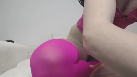 MissMagicLegs online show from 02/25/25, 01:06