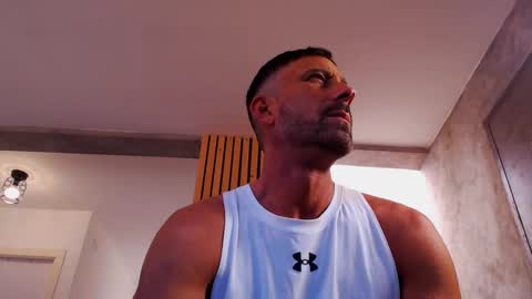 Snapshot of tinoclandestino chatting on 01/19/25, 10:28 tinoclandestino online show from 01/19/25, 10:28