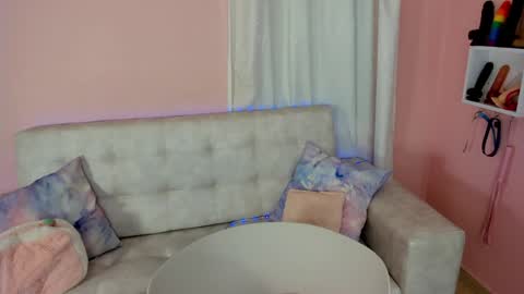 Snapshot of tiny_cora chatting on 02/05/25, 04:36 tiny_cora online show from 02/05/25, 04:36