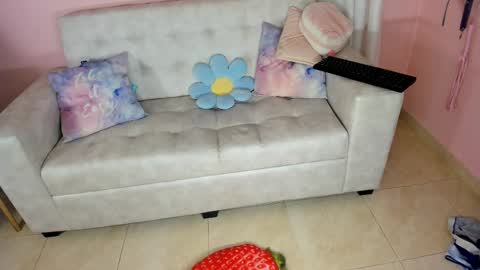 Snapshot of tiny_cora chatting on 02/19/25, 07:59 tiny_cora online show from 02/19/25, 07:59