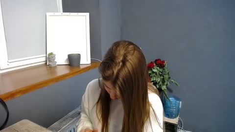 Gloria online show from 02/28/25, 08:42