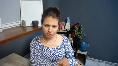 Snapshot of tiny_felicity chatting on 03/03/25, 10:28 Gloria online show from 03/03/25, 10:28