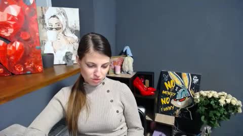 Gloria online show from 12/04/25, 07:39