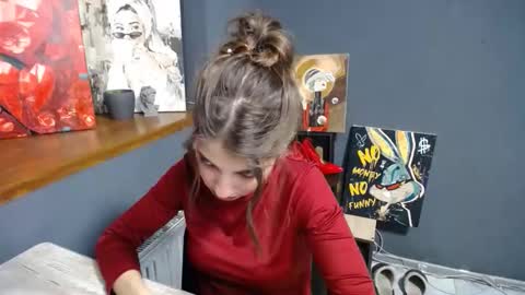 Snapshot of tiny_felicity chatting on 12/05/25, 07:50 Gloria online show from 12/05/25, 07:50