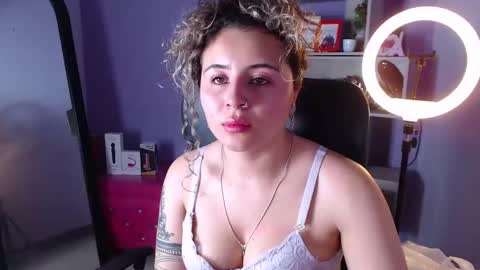 tiny online show from 02/18/25, 05:42